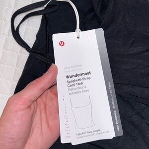 Black lululemon tank top